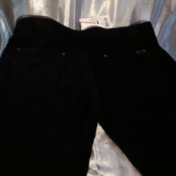 Hue corduroy leggings color is black and size is XL - Picture 3 of 5